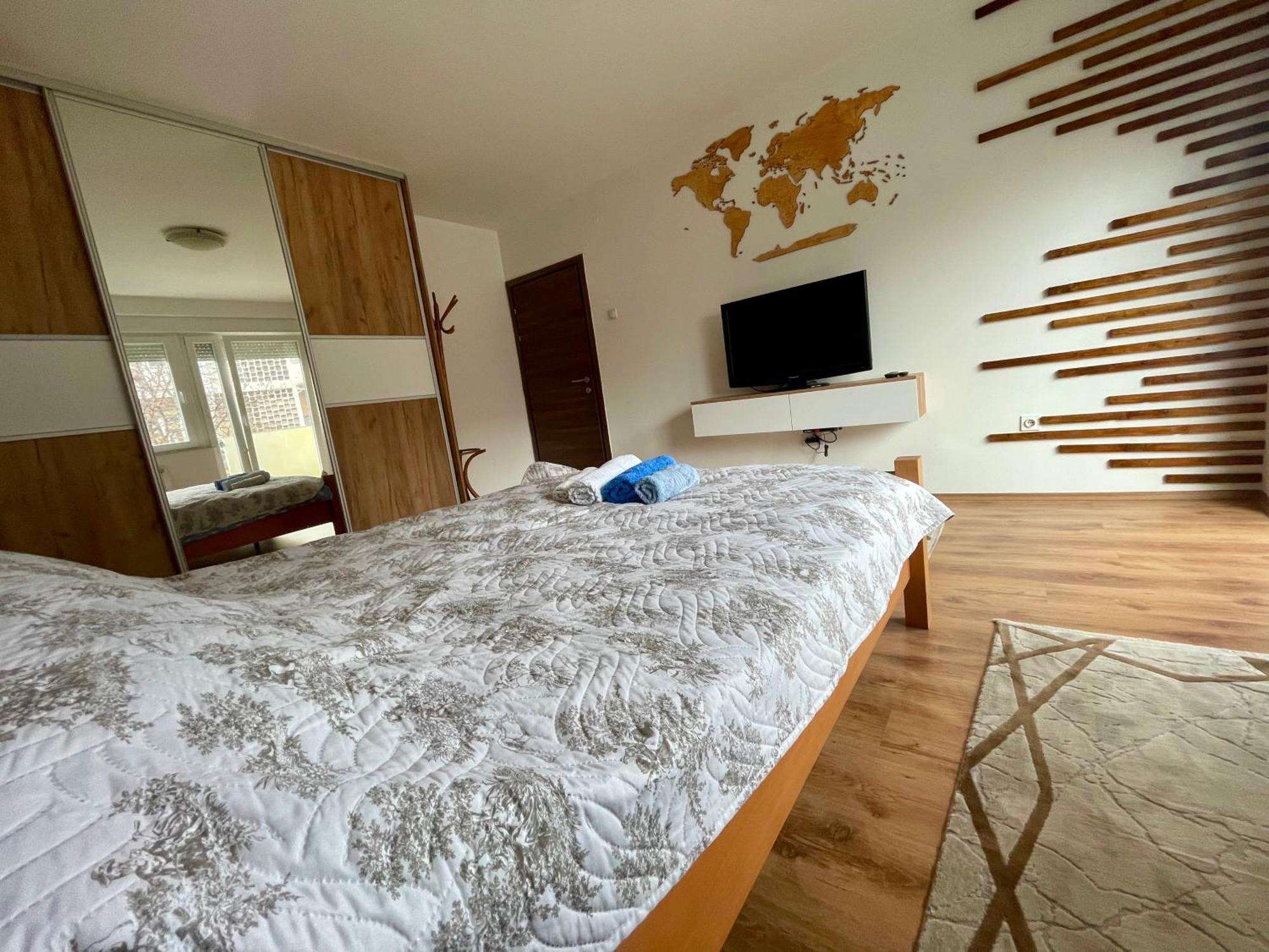 Luxury City Center Apartment Skopje Luaran gambar